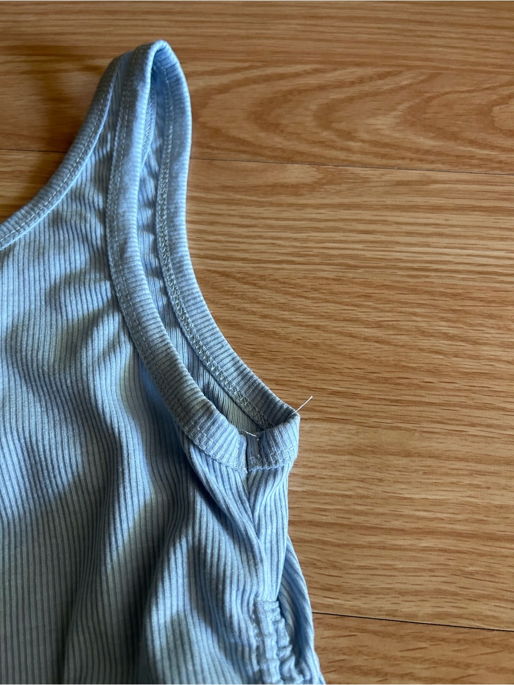 Princess Polly Light Blue Ribbed Ruched Top Size 6 - Picture 6 of 7